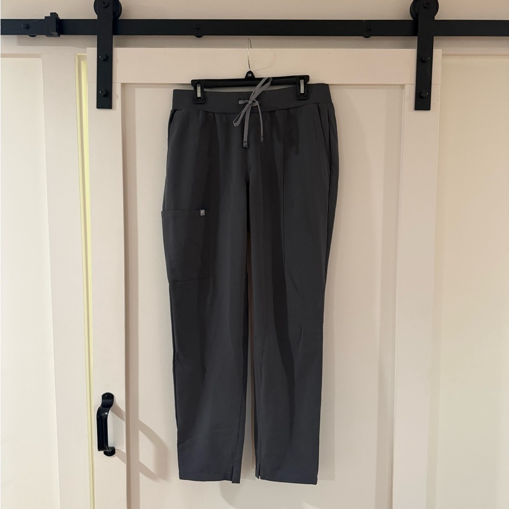 Fabletics Women's Gray L scrub pants